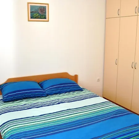 Apartments With A Parking Space Selce, Crikvenica - 11527