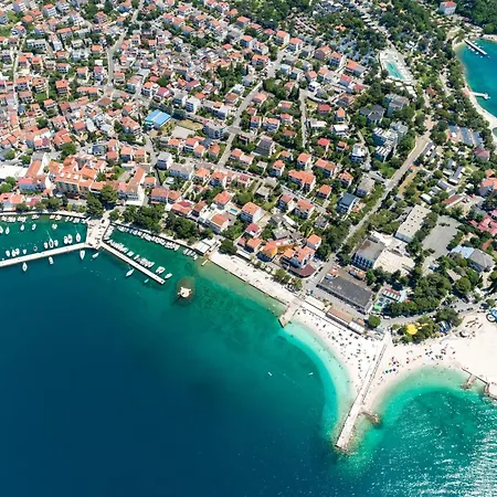Apartments With A Parking Space Selce, Crikvenica - 11527 Apartment
